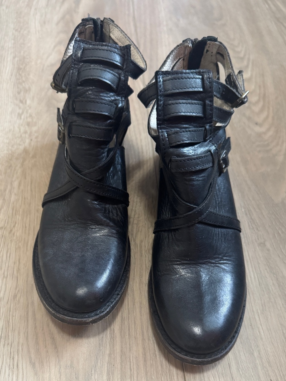 Freebird by Steven Stair Women's Ankle Boots Strappy cutout Distressed Sz. 7M - Picture 4 of 14